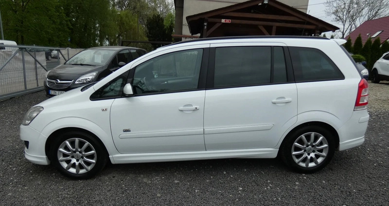 Opel Zafira cena 25700 przebieg: 153000, rok produkcji 2010 z Złotów małe 667